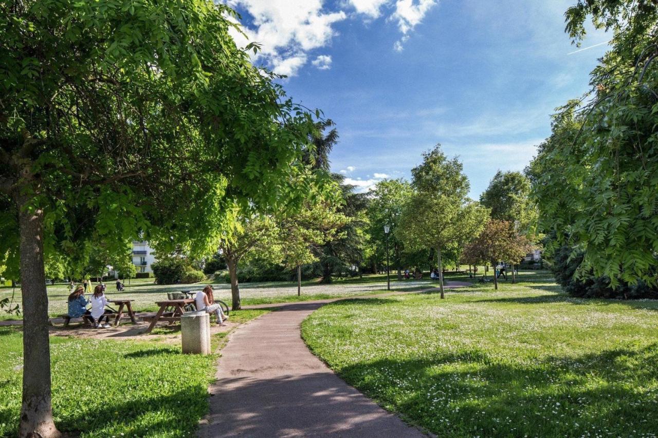 Happy Place - 15 Min Paris & 30 Min Disneyland - Subways - Facilities - Free Parking - Secured Maisons-Alfort Exterior foto